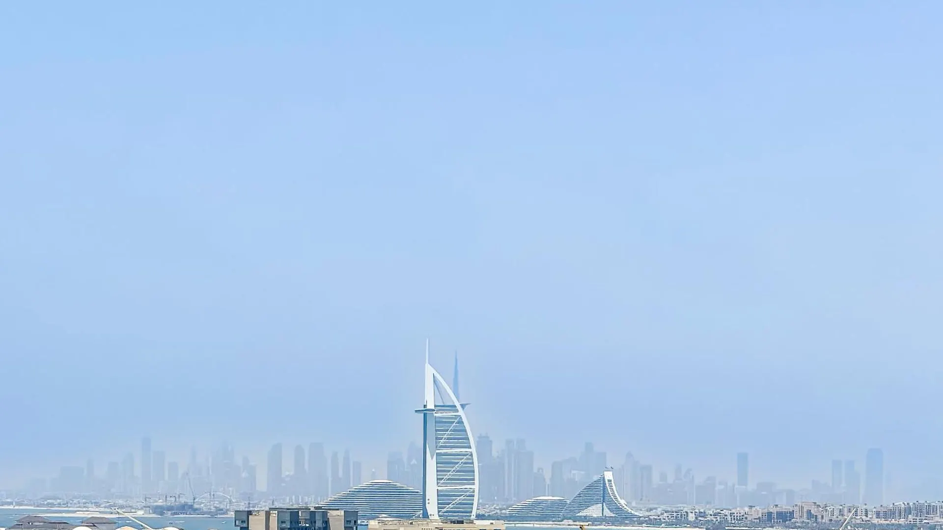 Seven Palm Residence With Stunning View Dubai United Arab Emirates