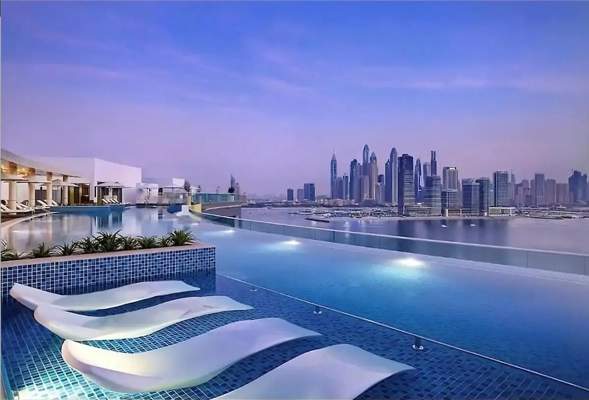 Seven Palm Residence With Stunning View location